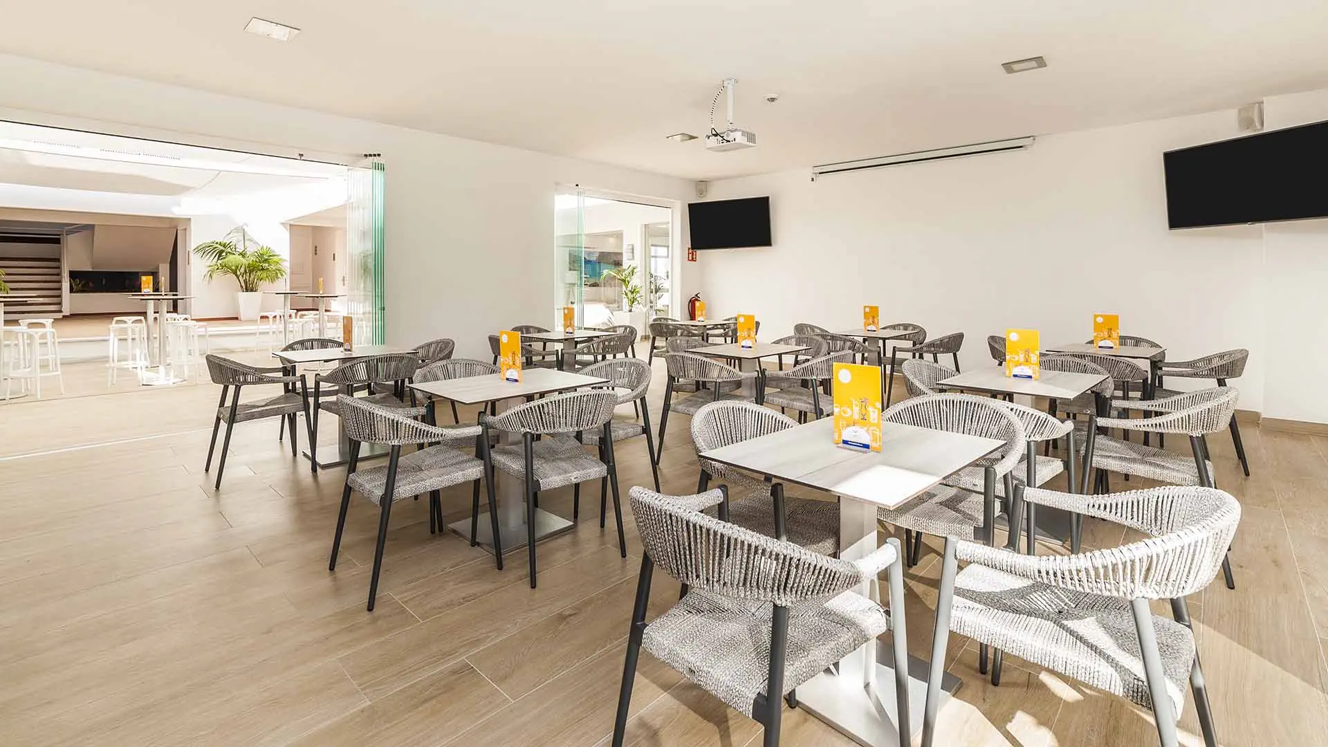 Globales Lord Nelson Apartamentos - zdjęcie 27