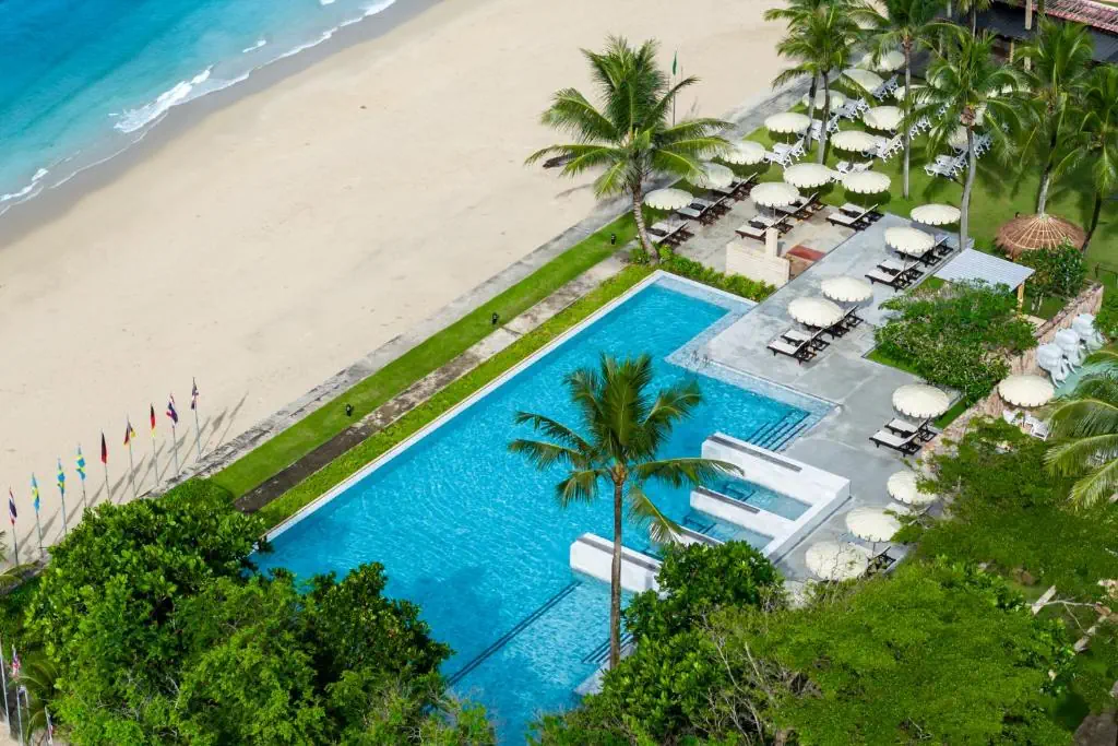 Apsara Beachfront Resort & Villa photo 1