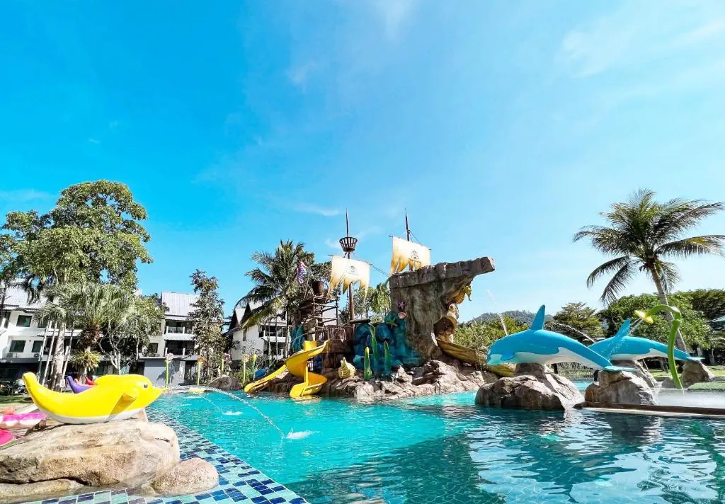 Khaolak Emerald Beach Resort photo 2