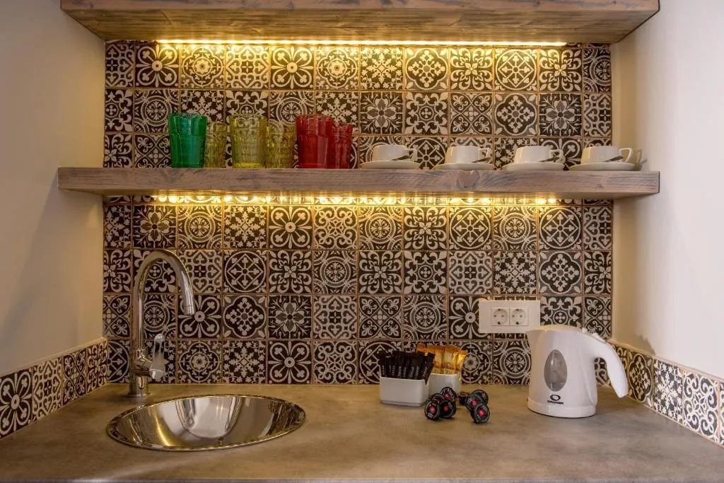 HOTEL CALDERA'S DOLPHIN SUITES