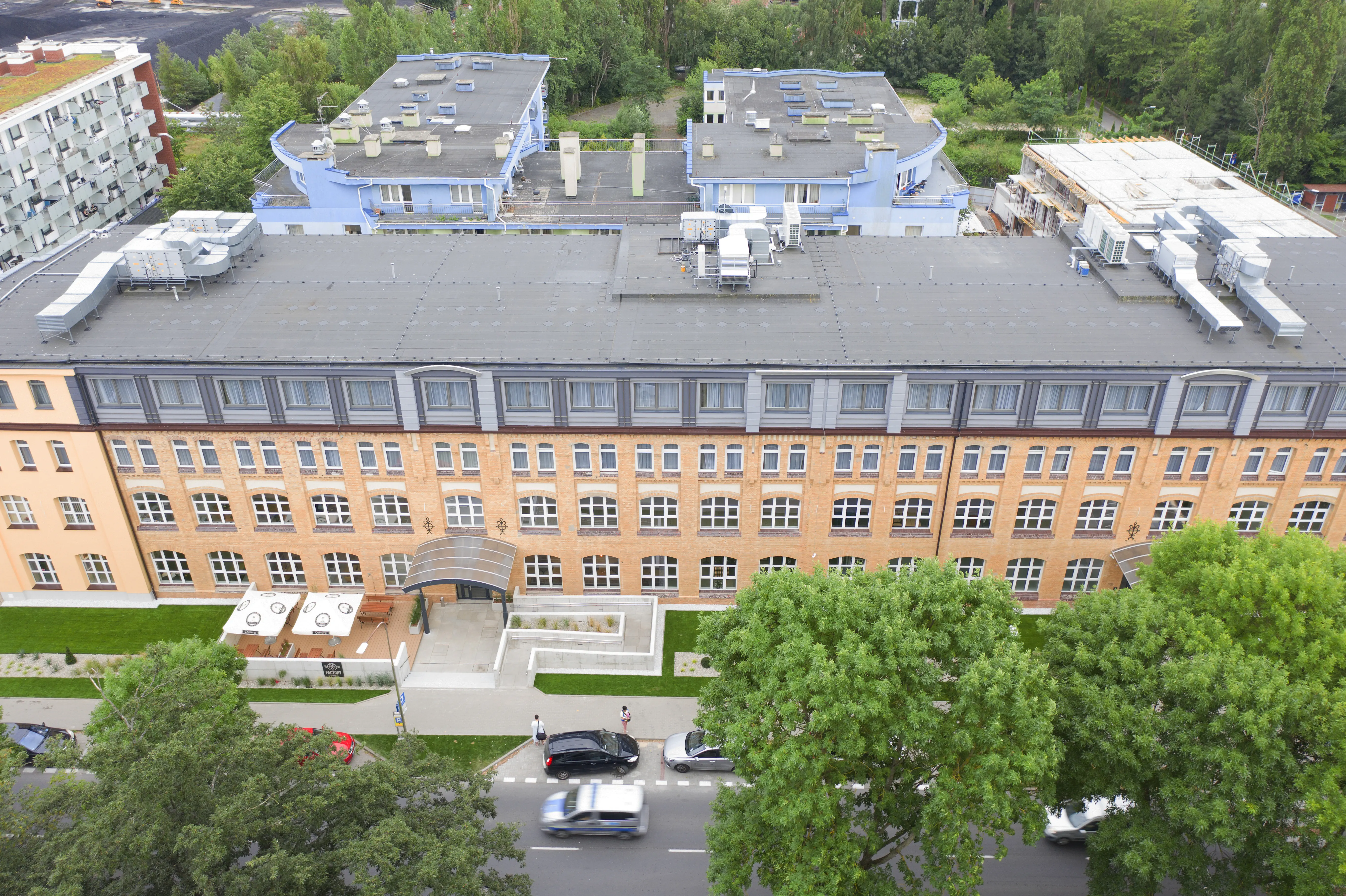 Factory Resort - zdjęcie 3