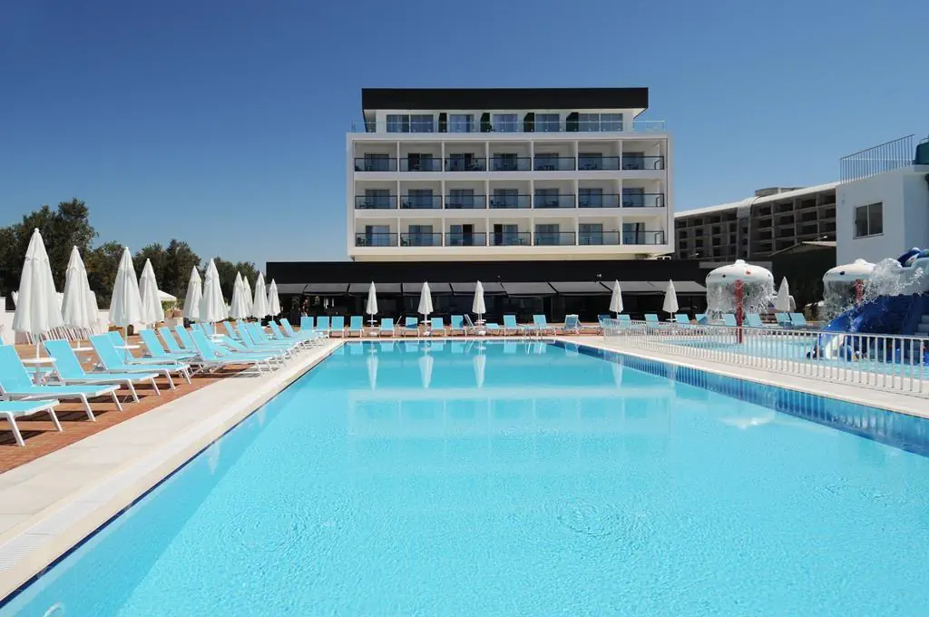 HOTEL LONICERA WEST