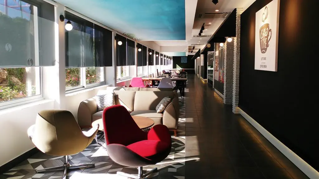 HOTEL LONICERA WEST