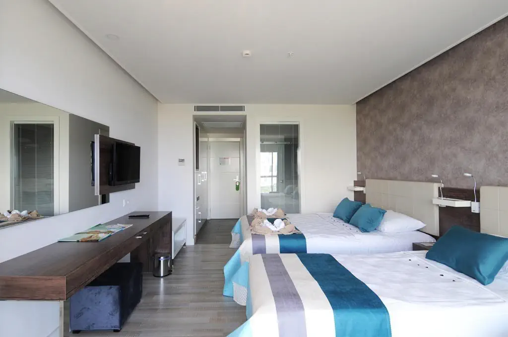 HOTEL LONICERA WEST