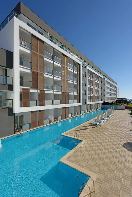 LONICERA WEST