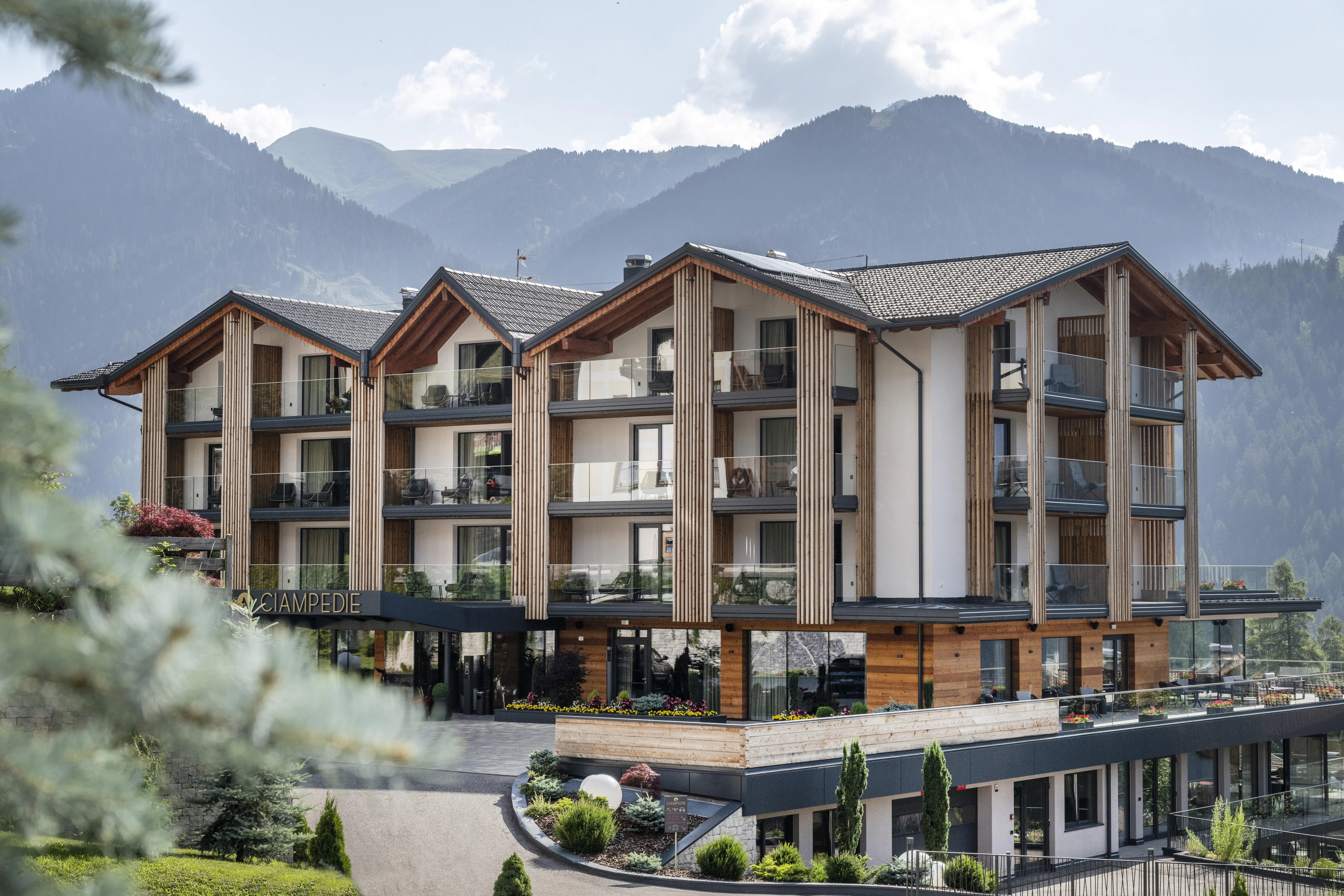 Ciampedie Luxury Alpine Spa - zdjęcie 2