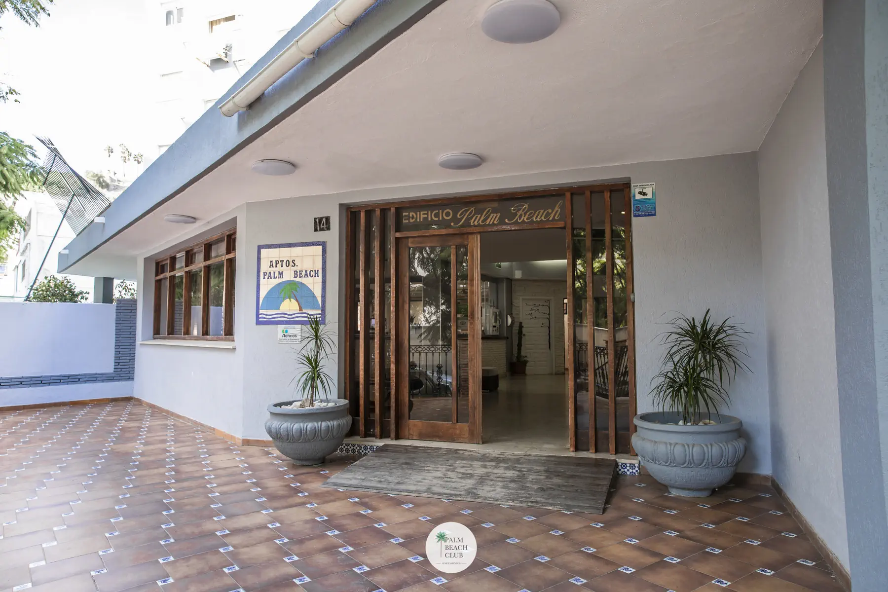 Palm Beach Club Apartments - zdjęcie 3