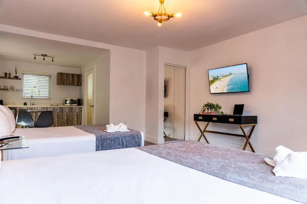 Beachside All Suites Hotel - zdjęcie 9