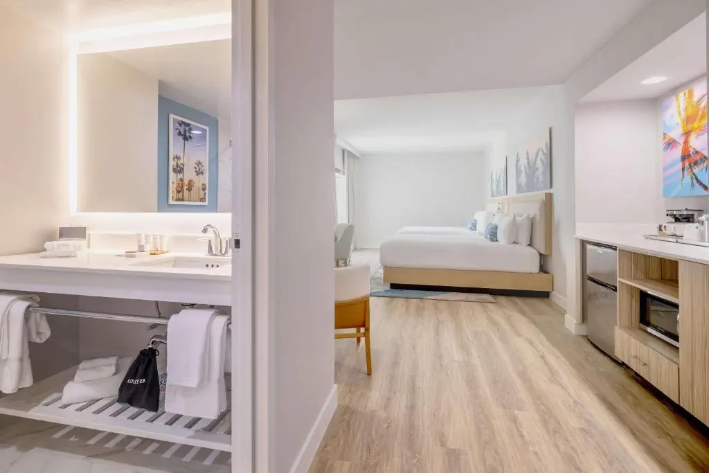 Radisson Miami Beach (ex. Four Points by Sheraton Miami Beach) - zdjęcie 13