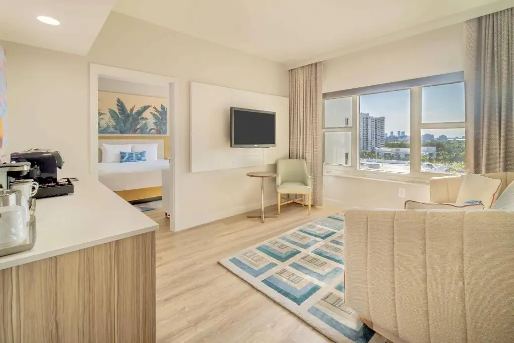 Radisson Miami Beach (ex. Four Points by Sheraton Miami Beach) - zdjęcie 9