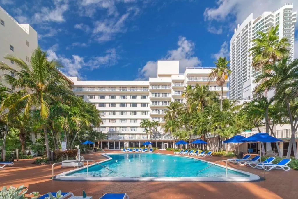 Radisson Miami Beach (ex. Four Points by Sheraton Miami Beach) - zdjęcie 2