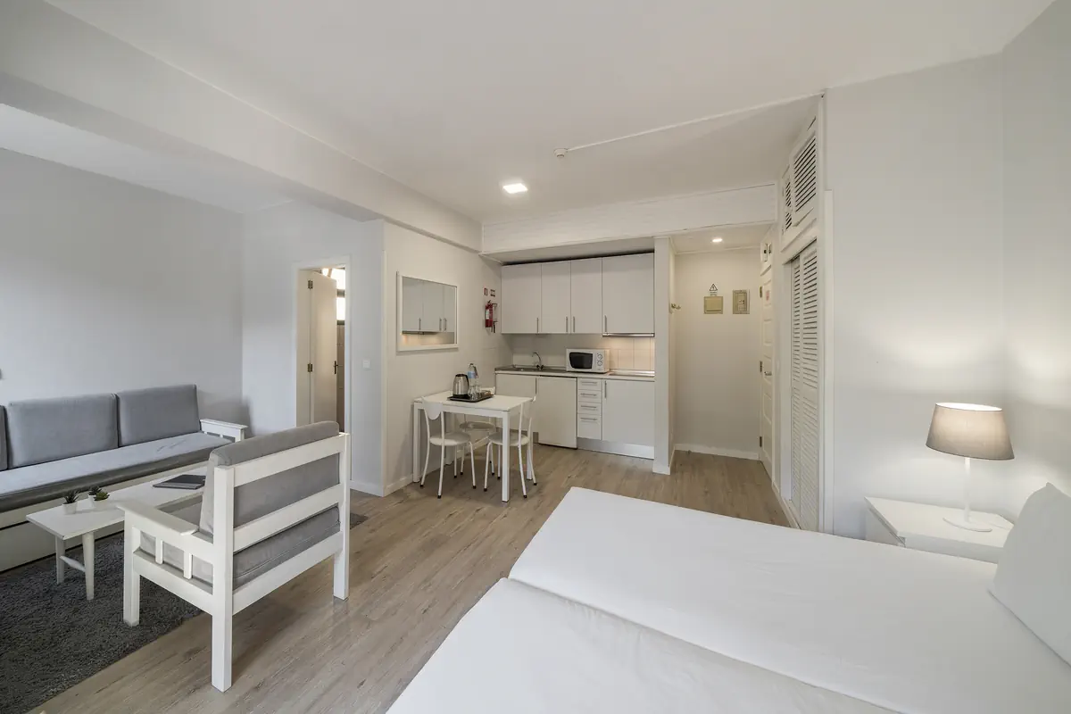 Vitoria Apartamentos by Petit Hotels - zdjęcie 17