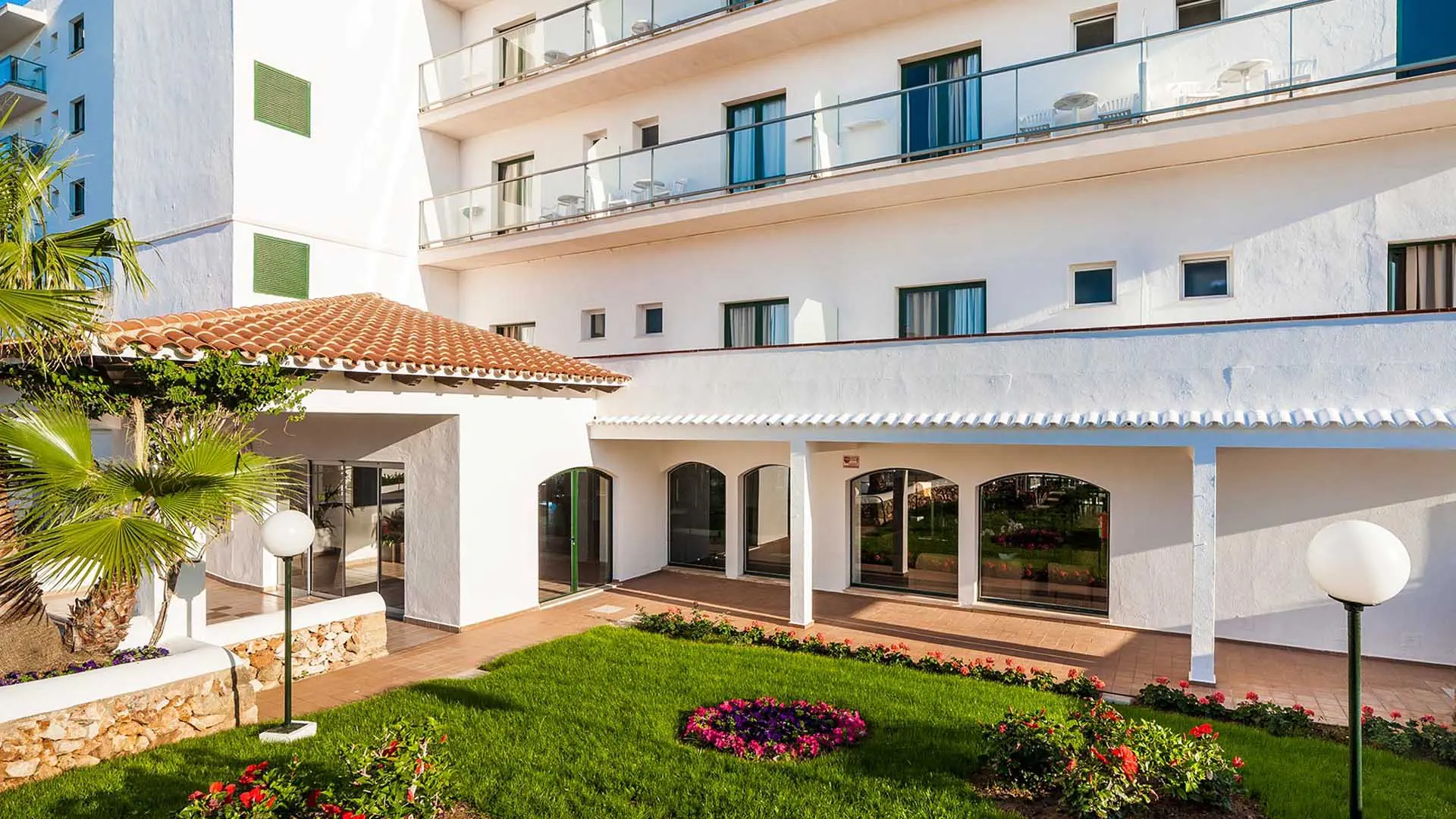 Globales Cala'n Blanes (Menorca)  - zdjęcie 5