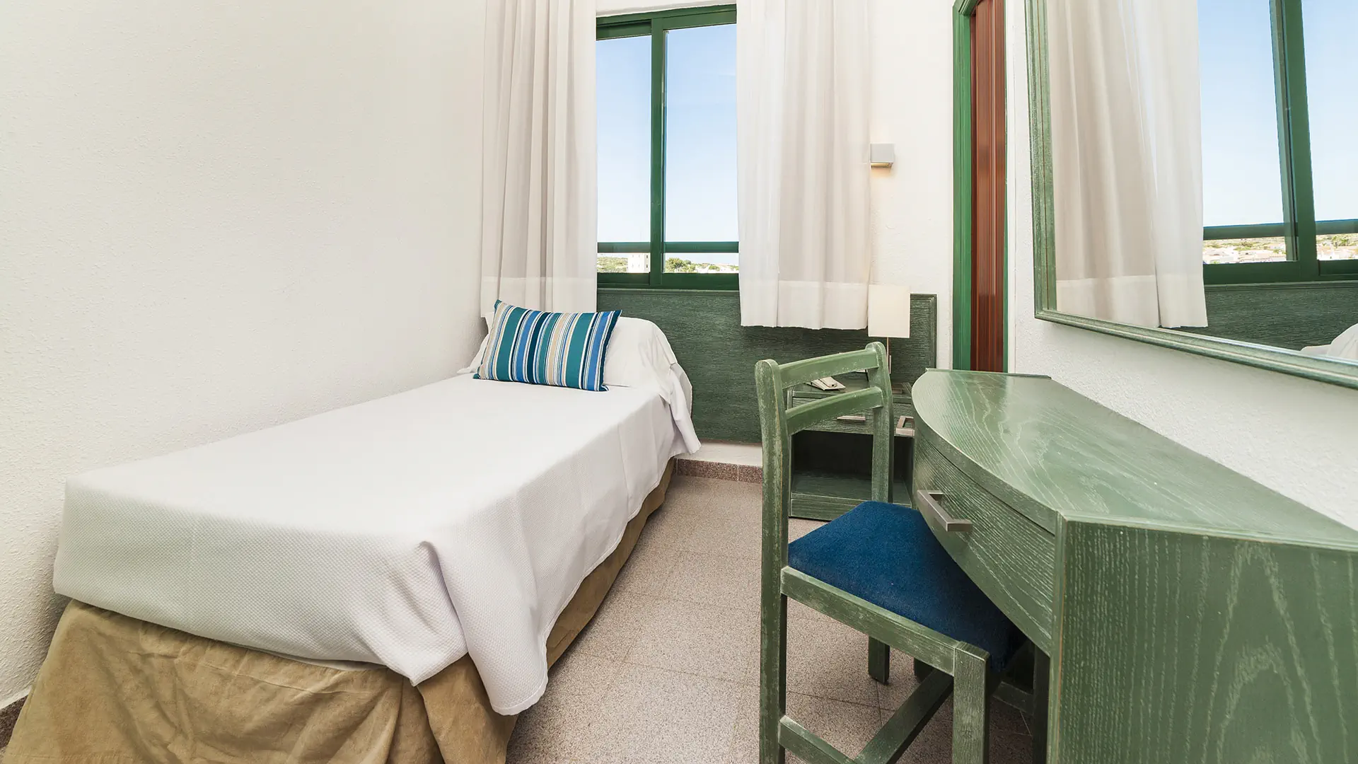 Globales Cala'n Blanes (Menorca)  - zdjęcie 20