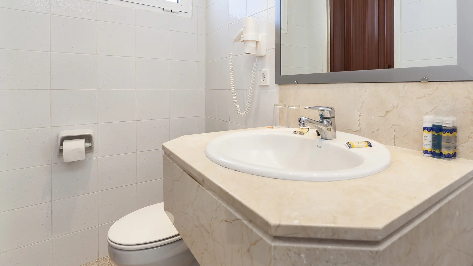 Globales Cala'n Blanes (Menorca)  - zdjęcie 23