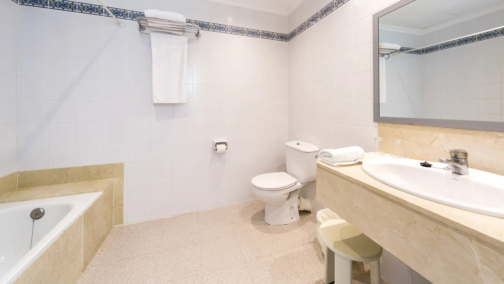 Globales Cala'n Blanes (Menorca)  - zdjęcie 16