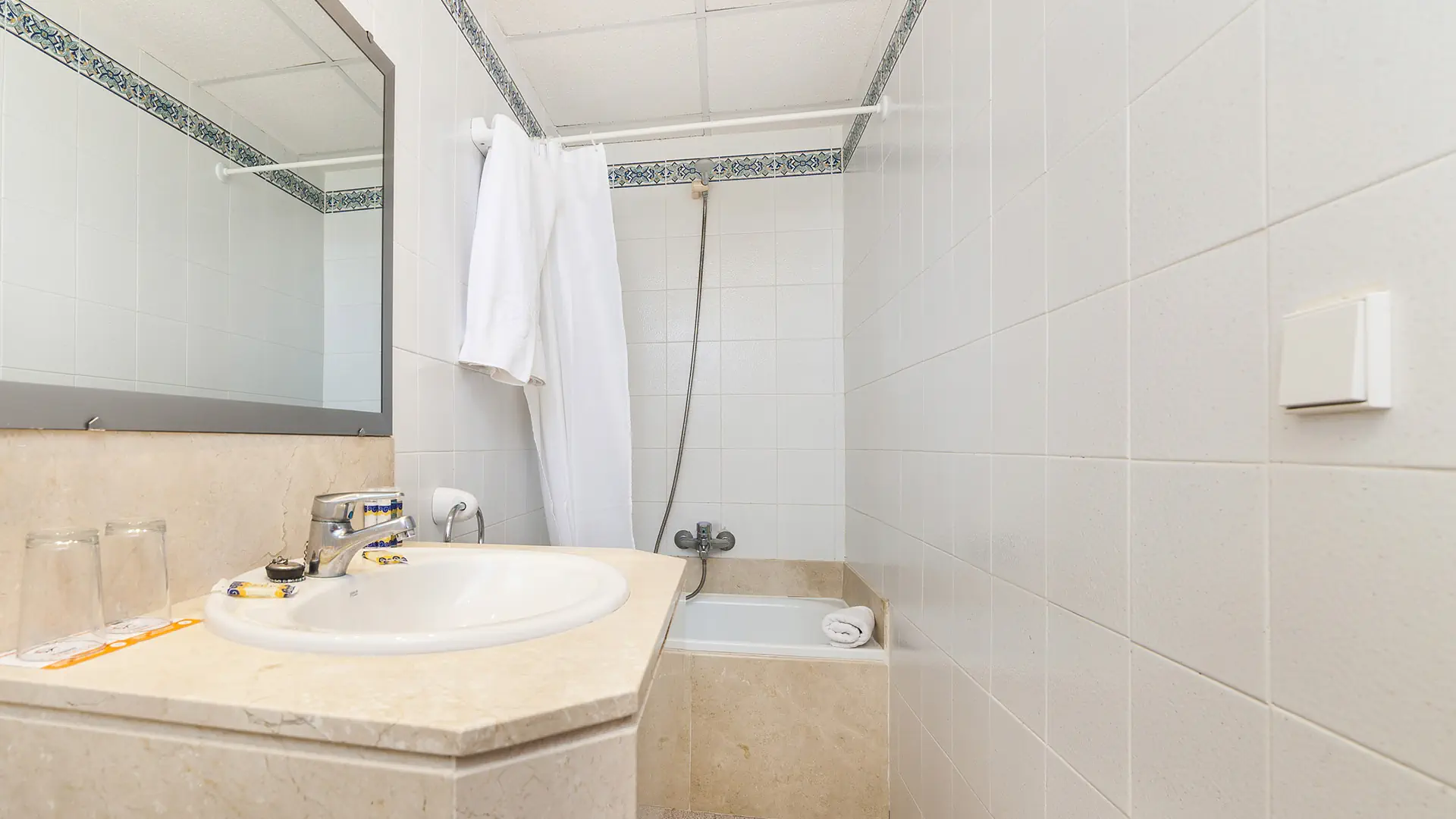 Globales Cala'n Blanes (Menorca)  - zdjęcie 22