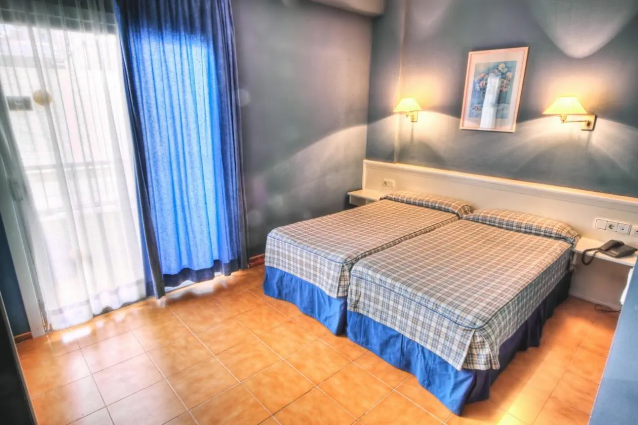 Apartamentos RF Bambi Adults Only