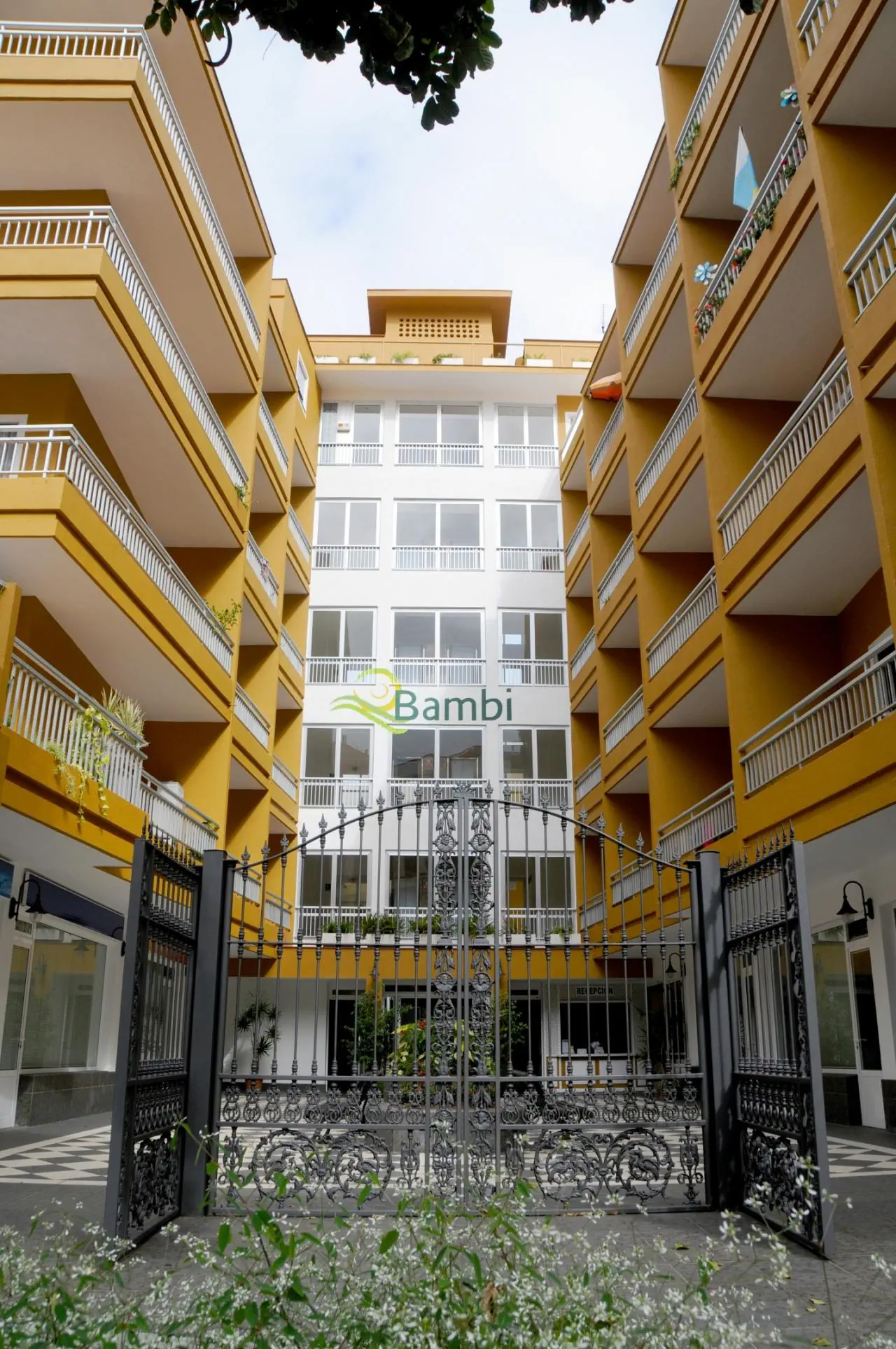 RF Apartamentos Bambi Adult Only