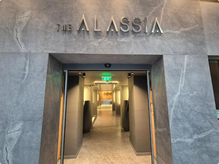 Alassia - zdjęcie 2