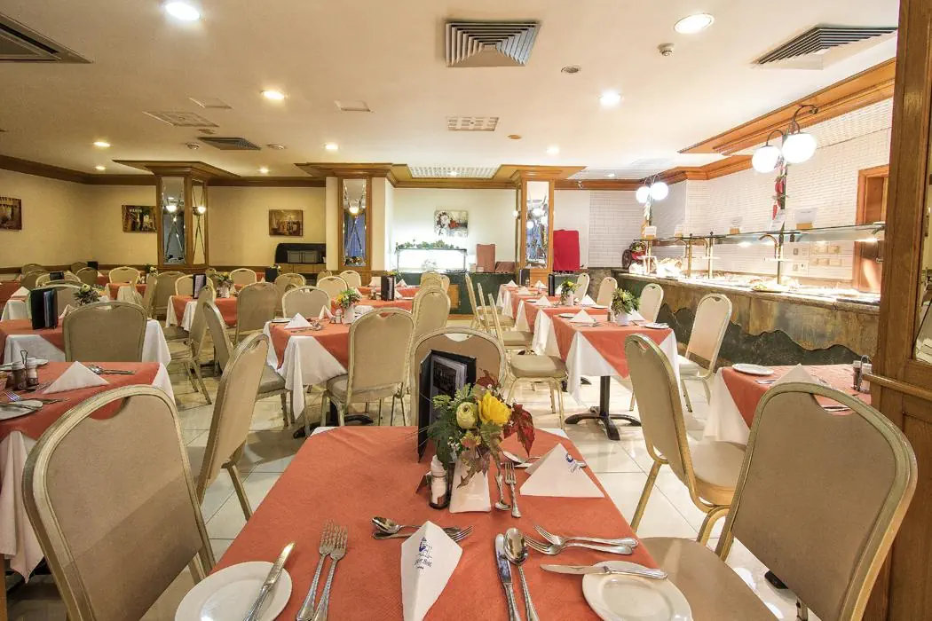 Canifor Hotel