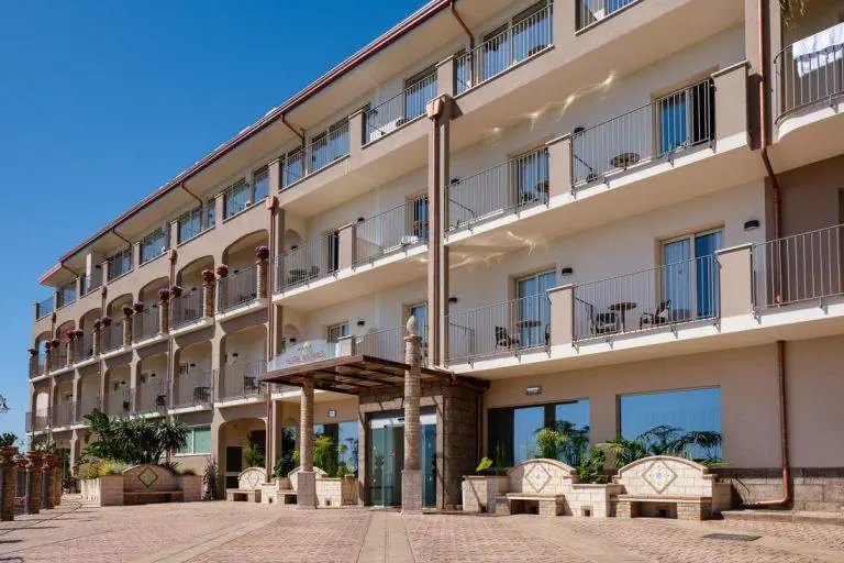 ANTARES HOTEL