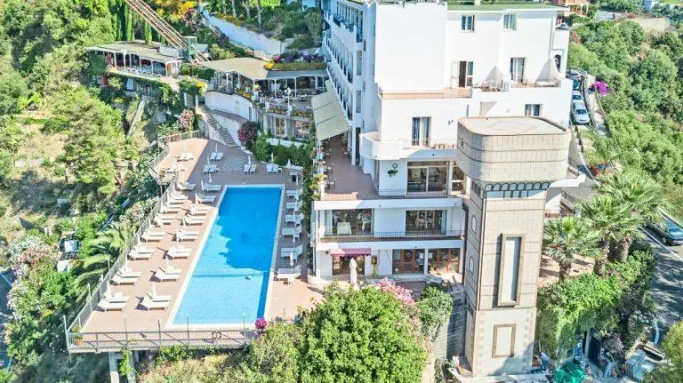 ANTARES HOTEL