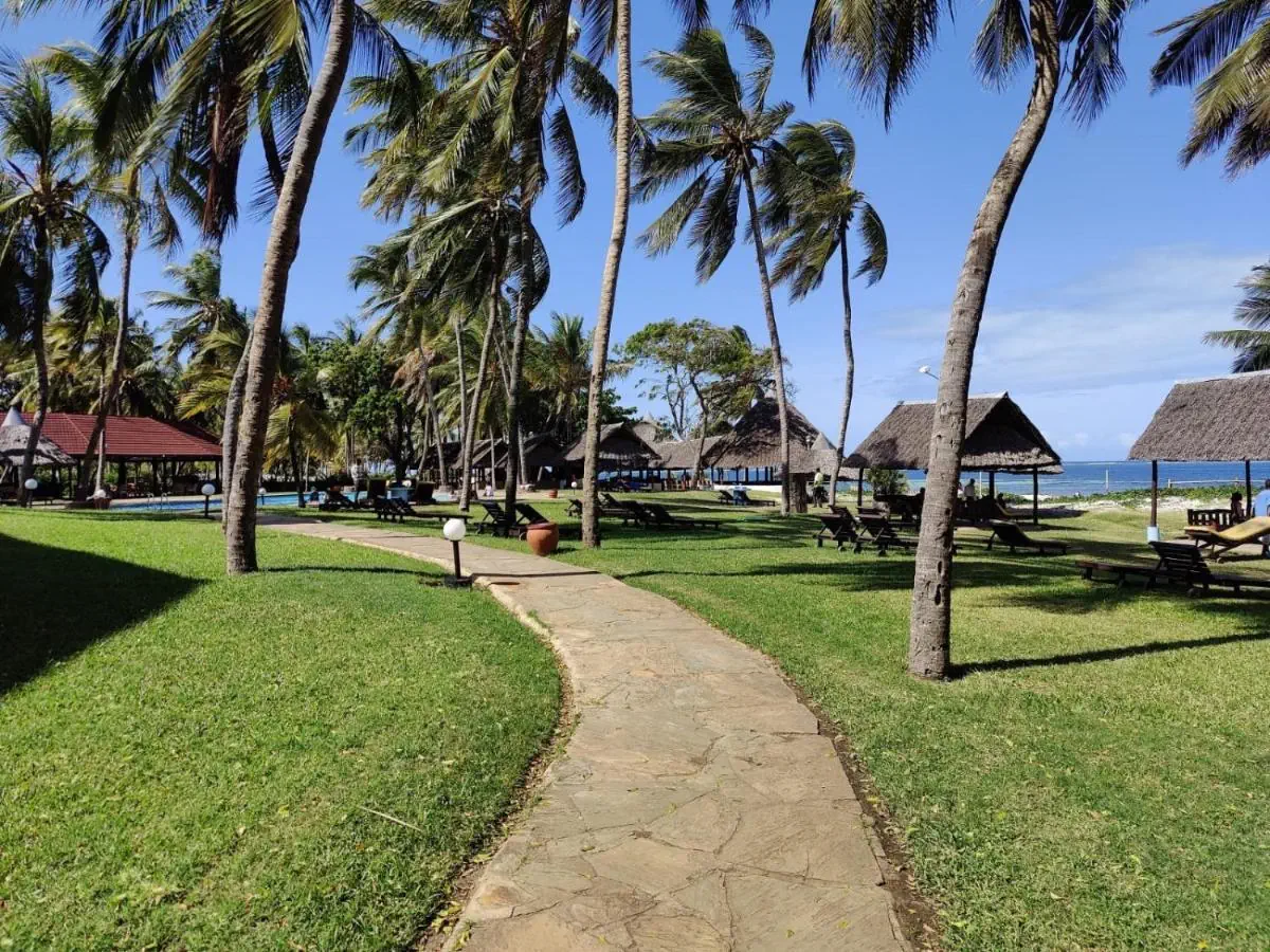 Cocoa Luxury Resort, Nyali