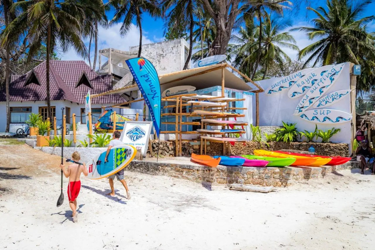 Nomad Beach Resort*****