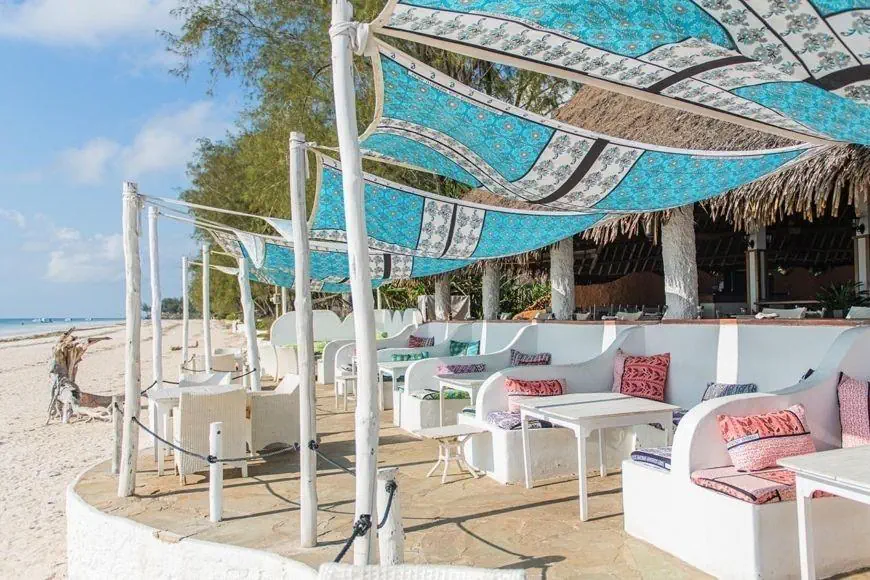 Nomad Beach Resort*****