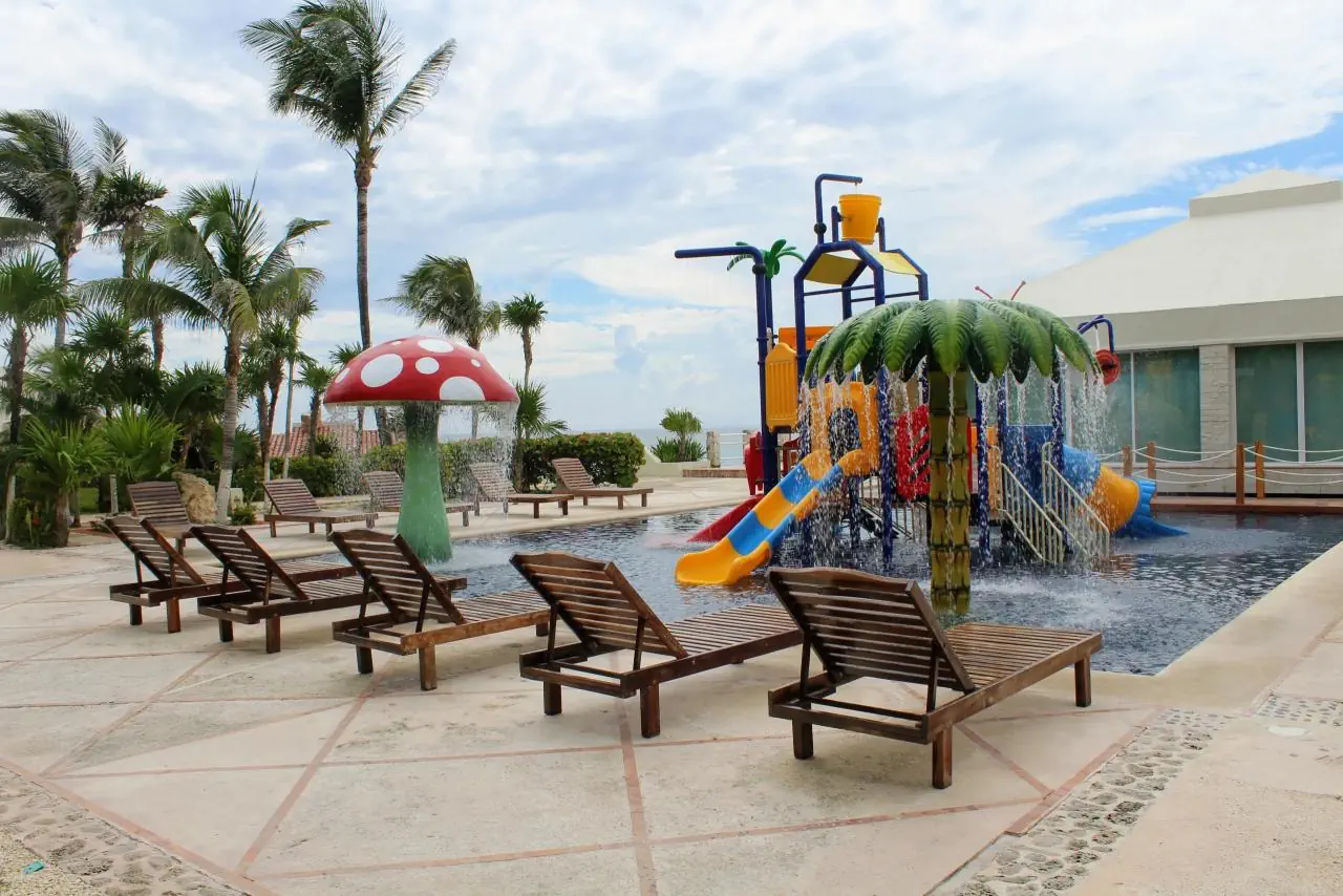 Solymar Cancun Beach Resort