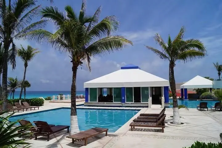Solymar Cancun Beach Resort