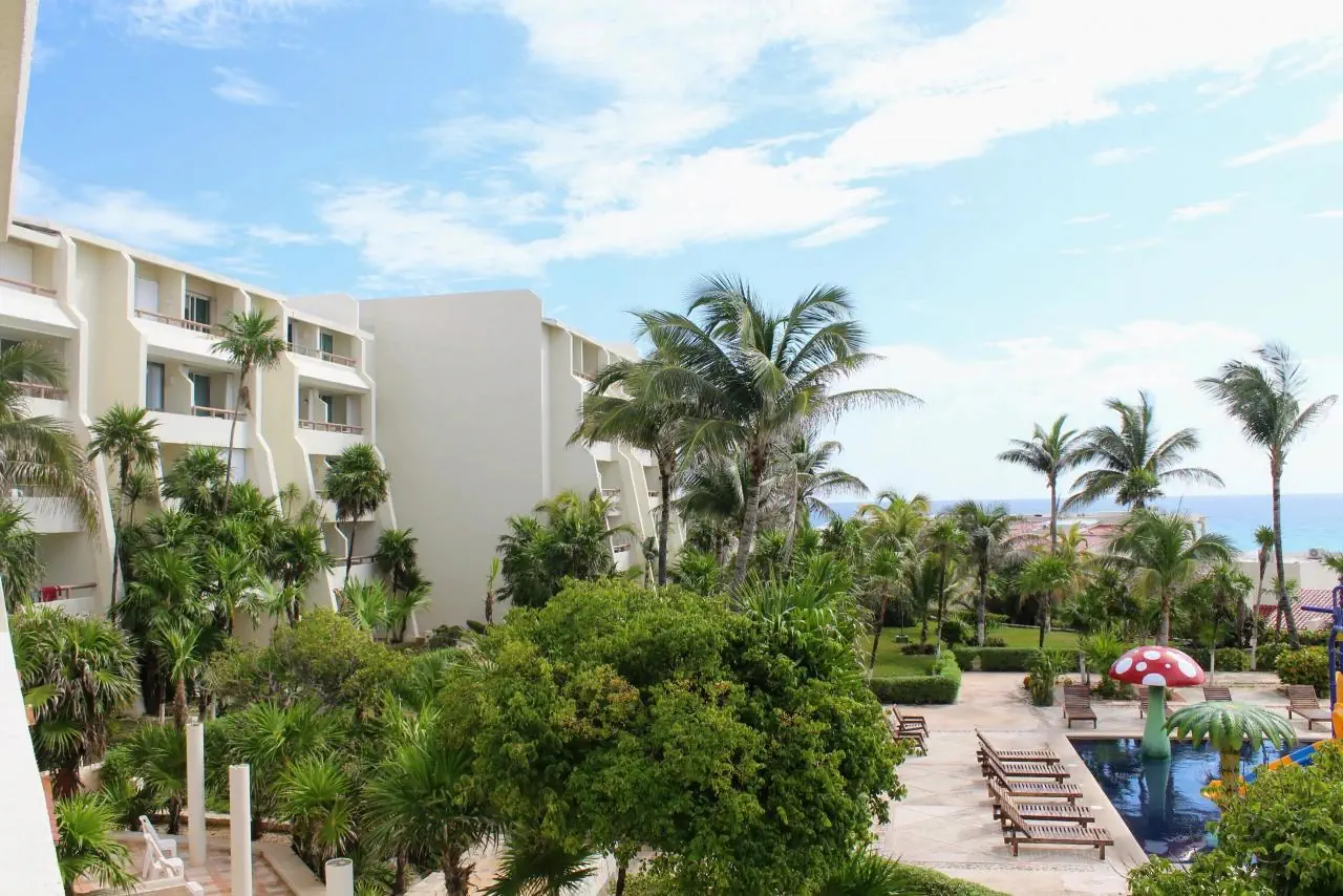 Solymar Cancun Beach Resort