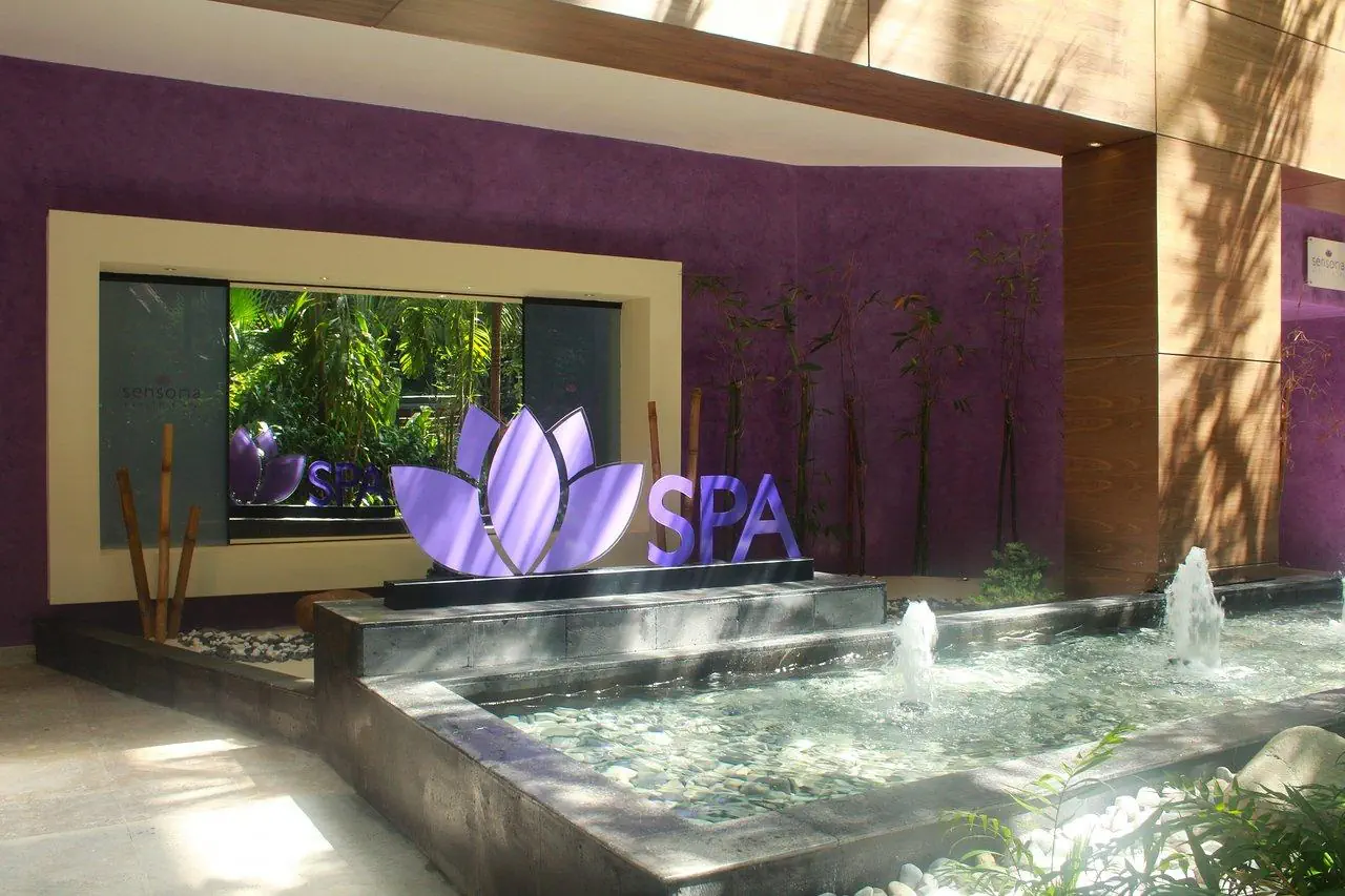 The Pyramid Cancun by Oasis