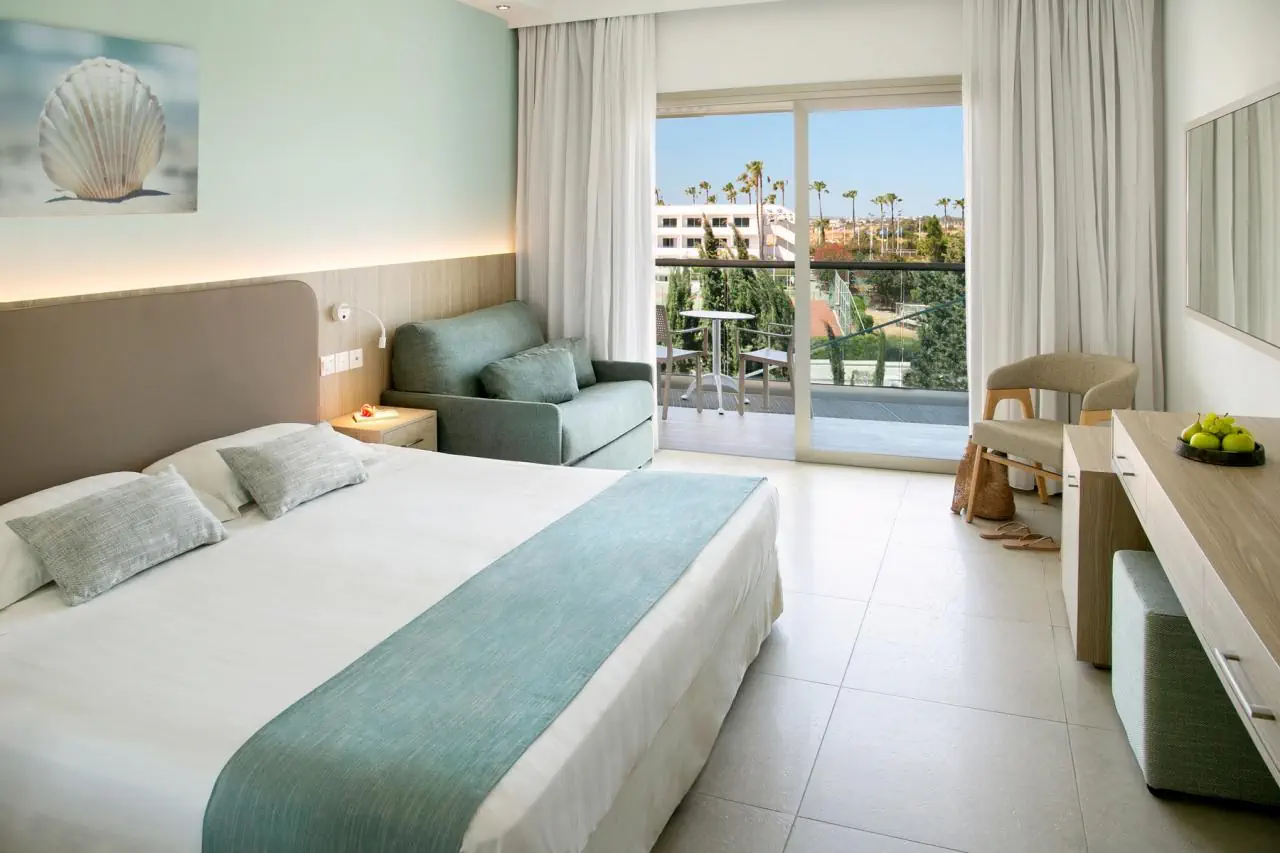Asterias Beach (Ayia Napa) - zdjęcie 11
