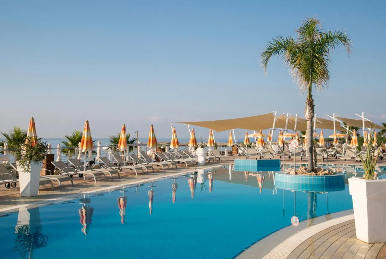 Asterias Beach (Ayia Napa) - zdjęcie 7
