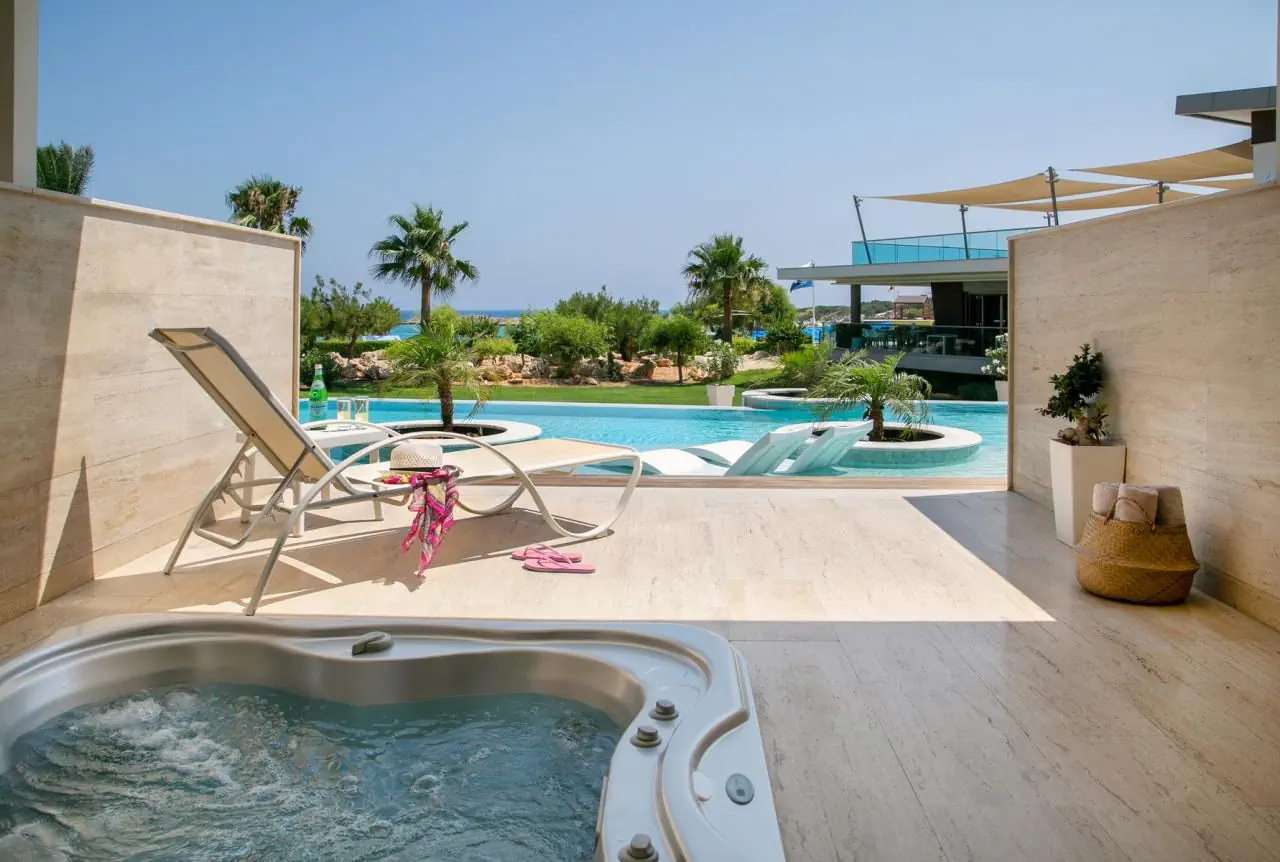 Asterias Beach (Ayia Napa) - zdjęcie 15