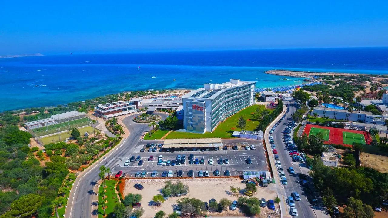 Asterias Beach (Ayia Napa) - zdjęcie 3