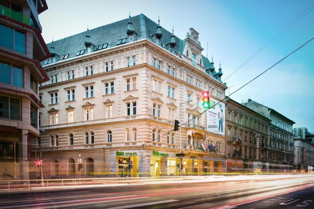 Ibis Styles Budapest Center (ex. Mercure Metropol) - zdjęcie 15