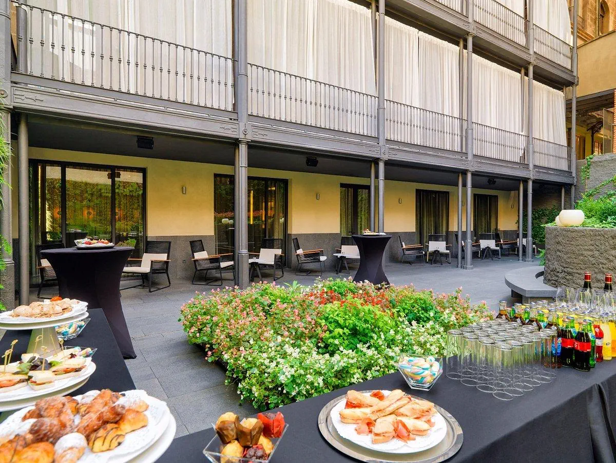 H10 Urquinaona Plaza - zdjęcie 6