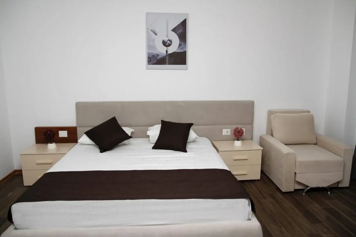 AMH Hotel