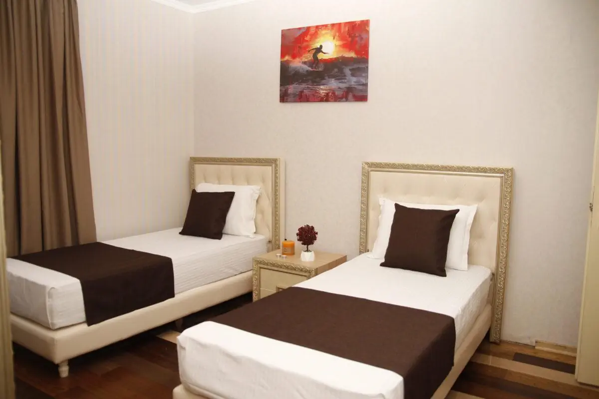 AMH Hotel