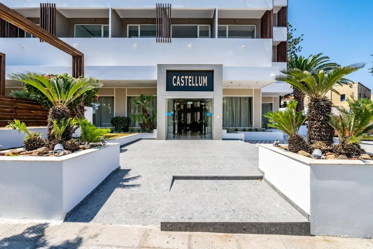 Castellum Suites (ex Continental Apartments) - zdjęcie 3