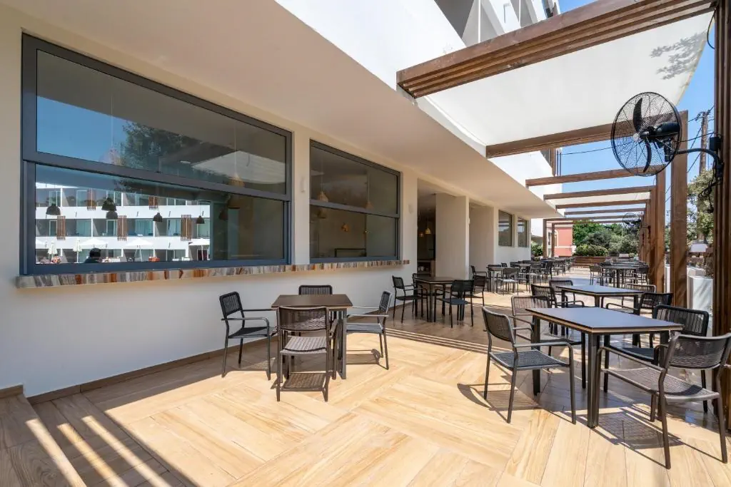 Castellum Suites (ex Continental Apartments) - zdjęcie 15