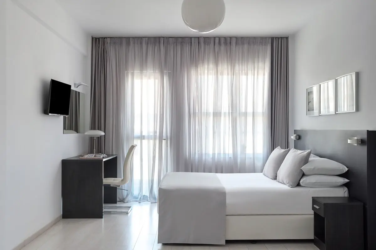 Boss Boutique Athens - zdjęcie 15