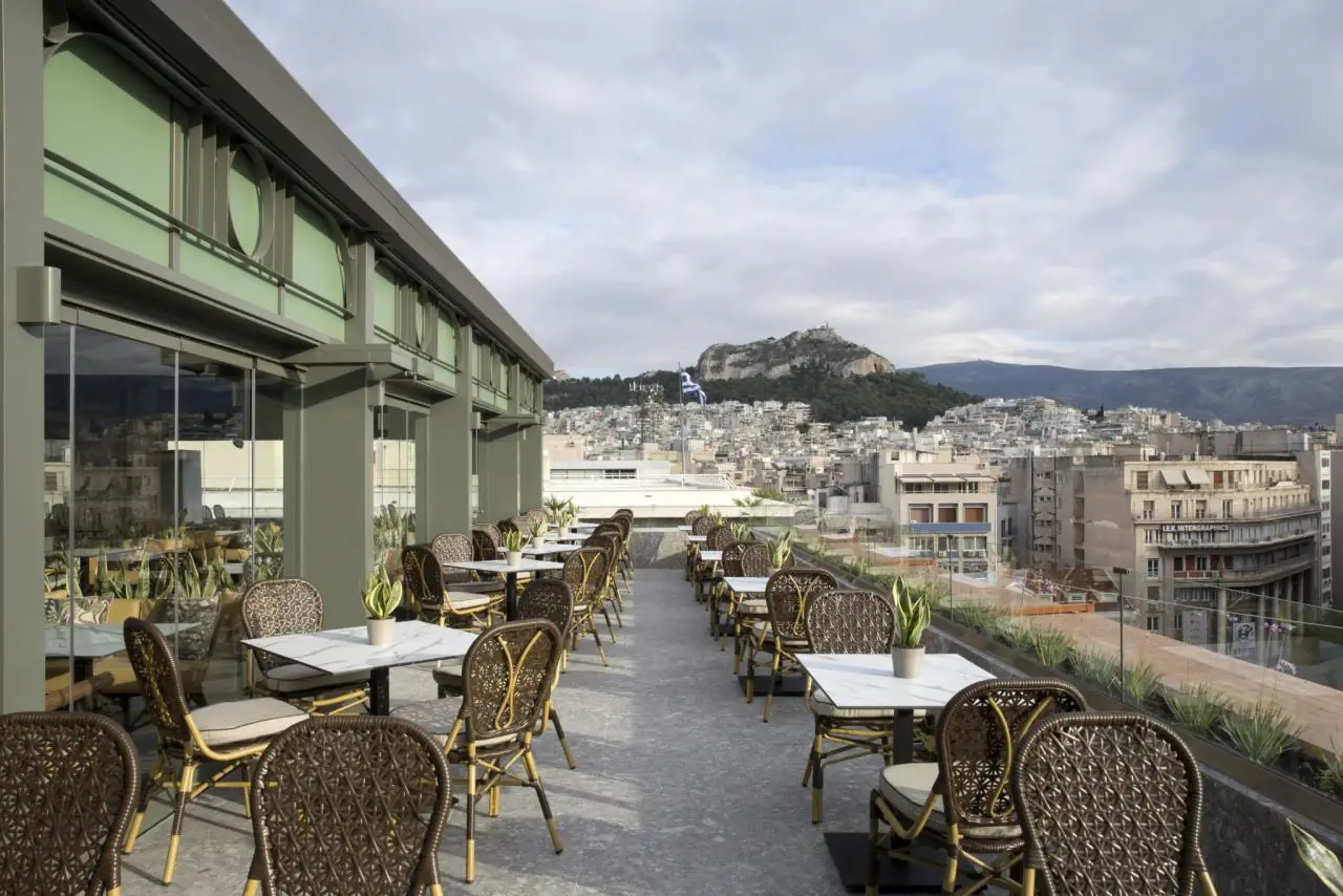 Zeus Essence Athens Central