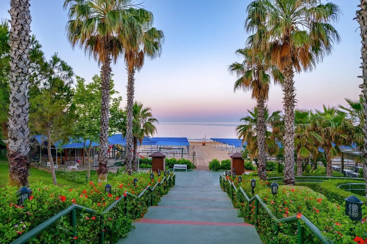 Trendy Aspendos Beach - zdjęcie 13