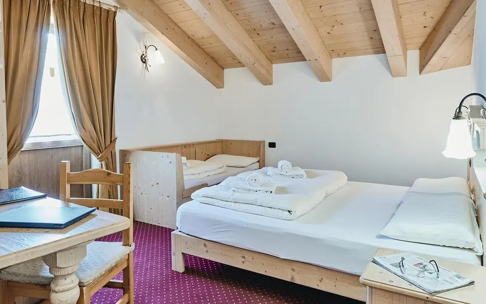 Hotel 2000 Eira - zdjęcie 11