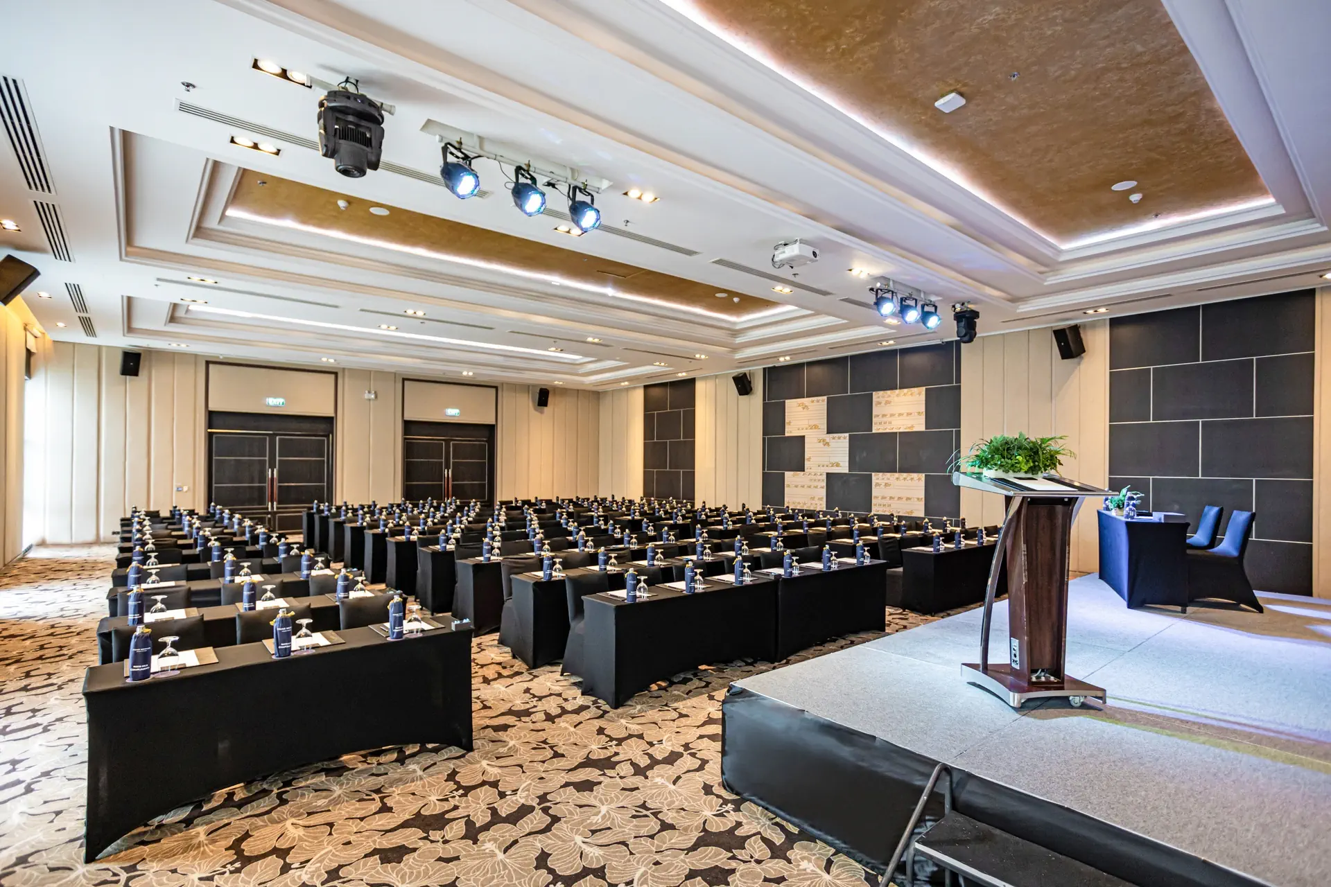 Grand Mercure Patong - zdjęcie 38