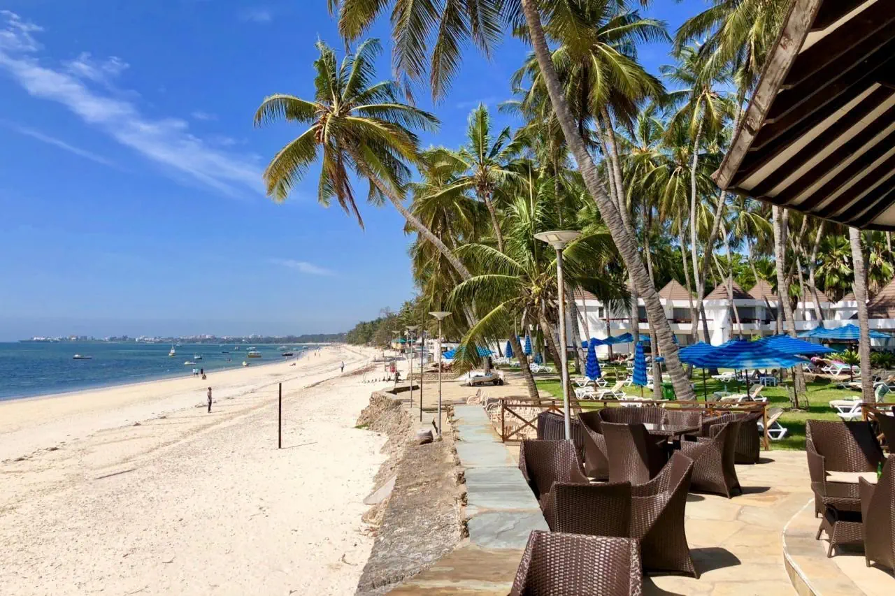 Kenya Bay Beach Hotel - Wybrzeże Mombasy